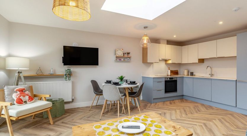 Photo of 6 Bed in Shanklin