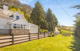 Photo of 4-bed-in-builth-wells-3
