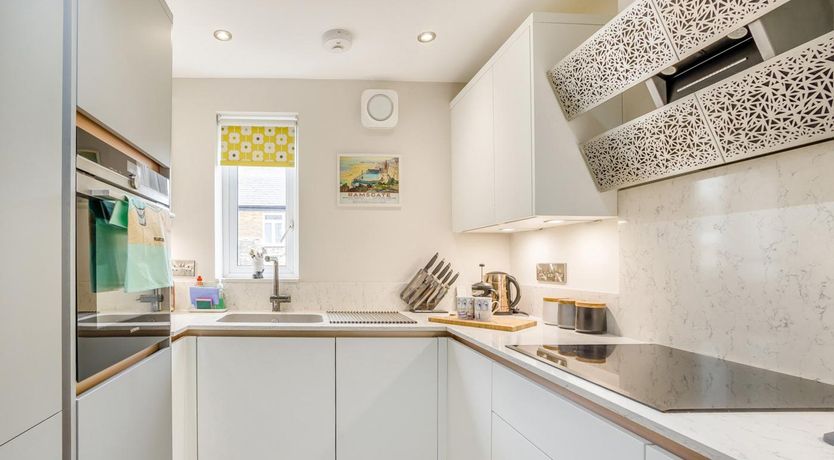 Photo of 2 Bed in Broadstairs