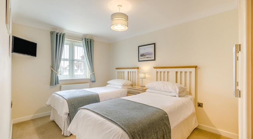 Photo of 2 Bed in Broadstairs