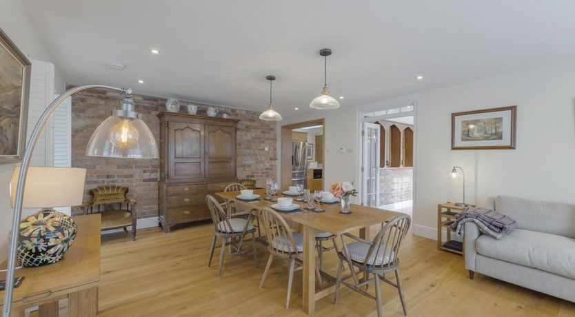 Photo of 2 Bed in Aberaeron