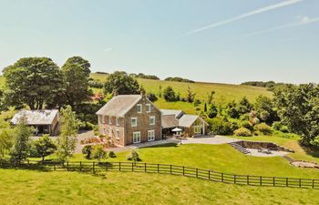 5 Bed in Slapton Holiday Home