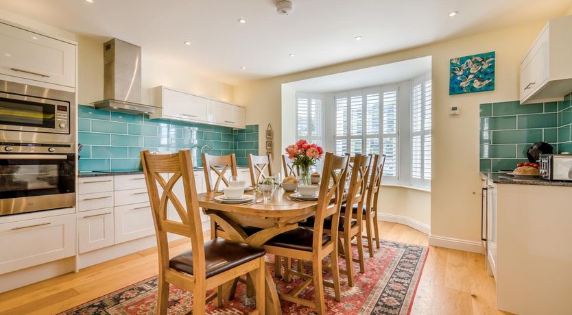 Photo of 4 Bed in Looe