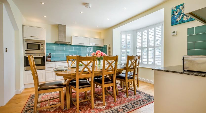 Photo of 4 Bed in Looe