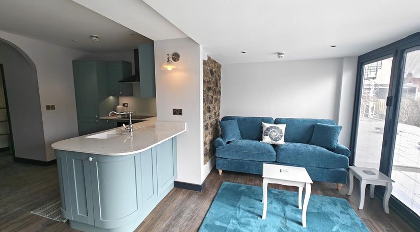 Photo of 2 Bed in Tenby