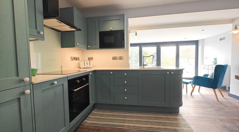 Photo of 2 Bed in Tenby