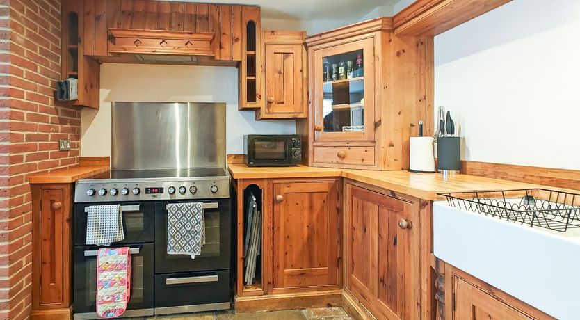 Photo of 4 Bed in Lymington