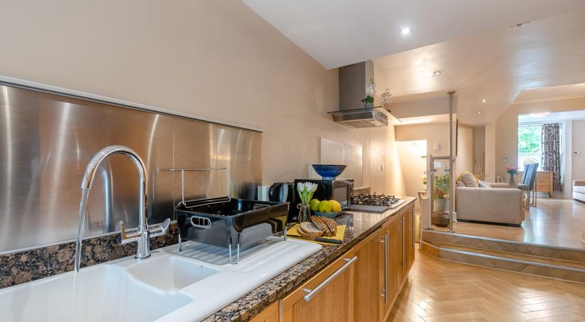 Photo of 3 Bed in Chester