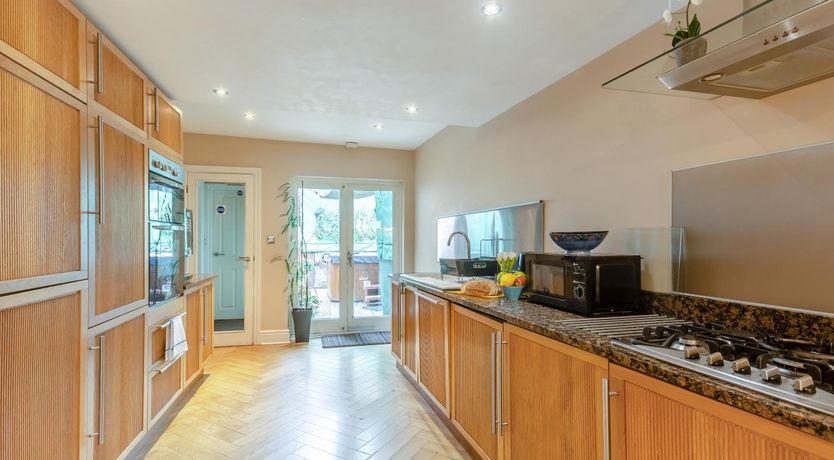 Photo of 3 Bed in Chester