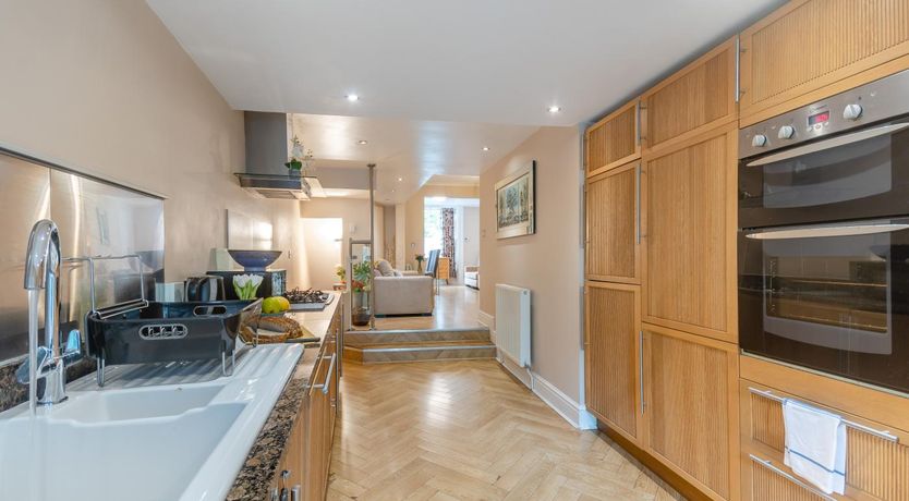 Photo of 3 Bed in Chester