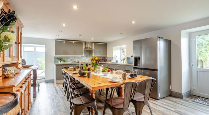 Photo of 6 Bed in Holsworthy