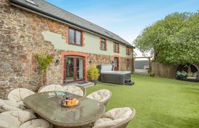 Photo of 6-bed-in-holsworthy