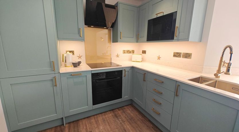 Photo of 2 Bed in Tenby