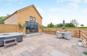 Photo of 2-bed-in-blakeney-7