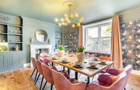 Photo of 6-bed-in-leyburn