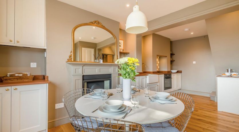 Photo of 2 Bed in Marlborough