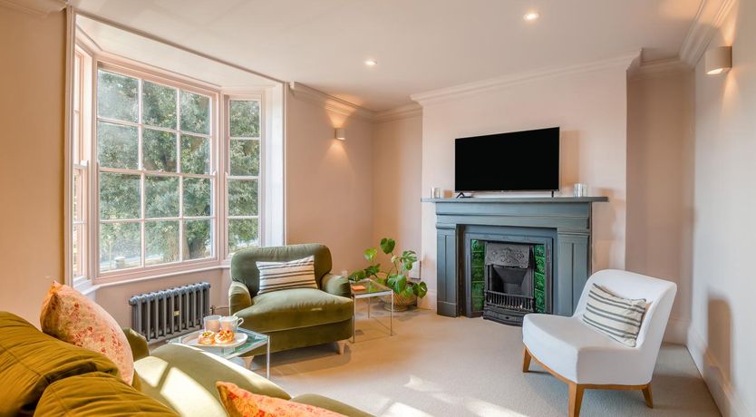 Photo of 2 Bed in Marlborough