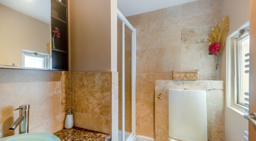 Photo of 3 Bed in Chester