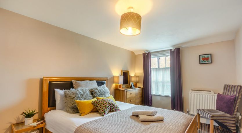 Photo of 3 Bed in Chester