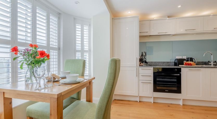 Photo of 1 Bed in Looe