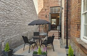 Photo of 4-bed-in-carlisle