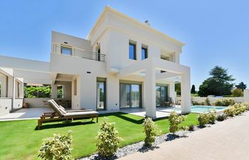 Idyllic Ionian Holiday Home