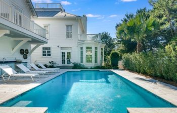 Blooming Love Holiday Home