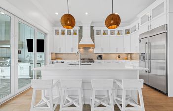 White Sands & Emerald Sea Holiday Home