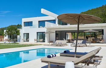 Olive Leaves Holiday Home