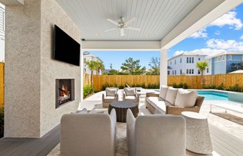 Crystal Heights Holiday Home