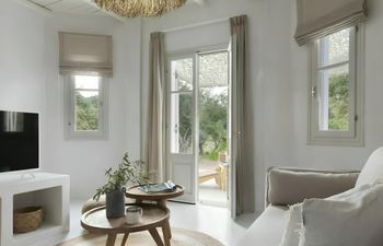 Seabreeze Love Holiday Home
