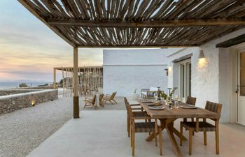 Island Winds Holiday Home