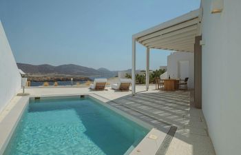 Picturesque Bay Vistas Holiday Home