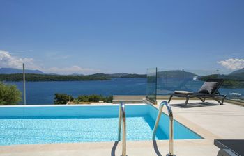 Paradise Retreat Villa Holiday Home