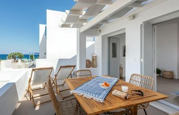 Daydreaming Blue Holiday Home