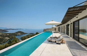 Follow the Bliss Holiday Home