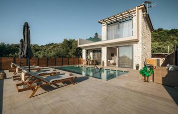Coastal Clouds Holiday Home