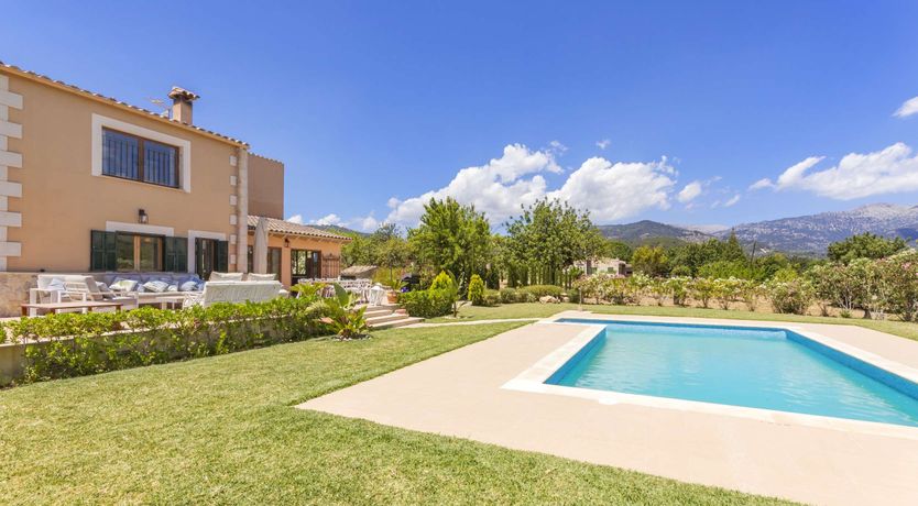 Photo of Romanesque Summertime
