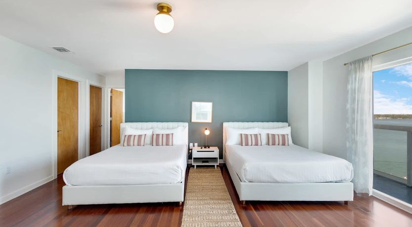 Photo of Sunny Bay Oasis