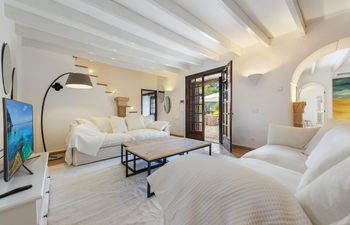 Stepping Stones & Splendour Holiday Home