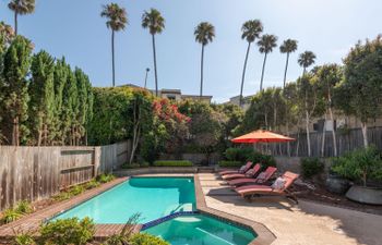 Emerald Palm Holiday Home