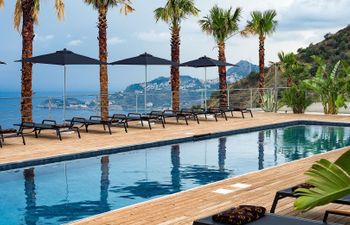 Sunrise Lemonade Holiday Home