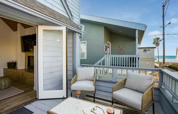 Where Beauty Shimmers Holiday Home