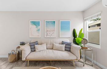 Surf & Citrus Holiday Home