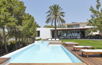 Cove Diving Holiday Home