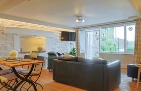 Photo of 1-bed-in-tenby-13