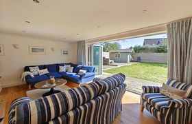 Photo of 5-bed-in-walberswick-10