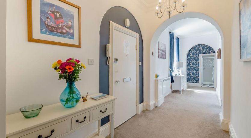 Photo of 3 Bed in Whitby