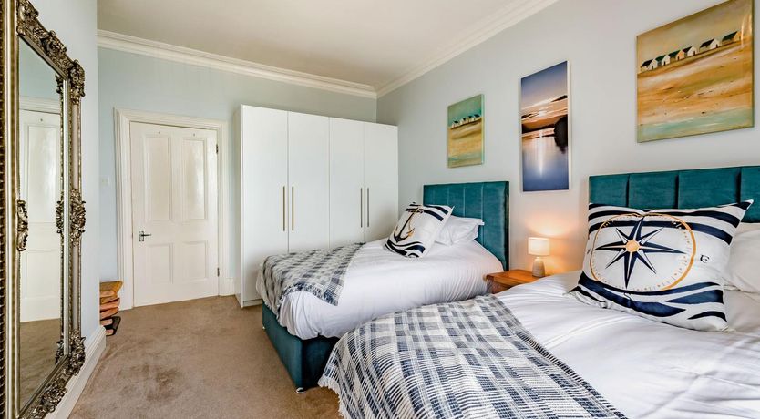 Photo of 3 Bed in Whitby