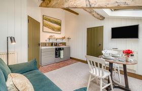 Photo of 1-bed-in-hawes-2